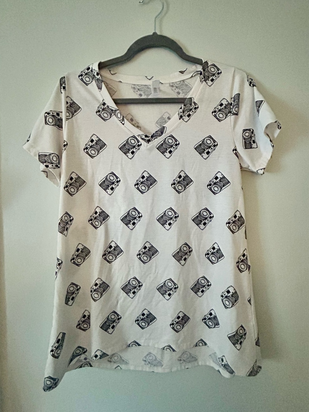 LuLaRoe White Camera-Print V-Neck Women’s Top, Small